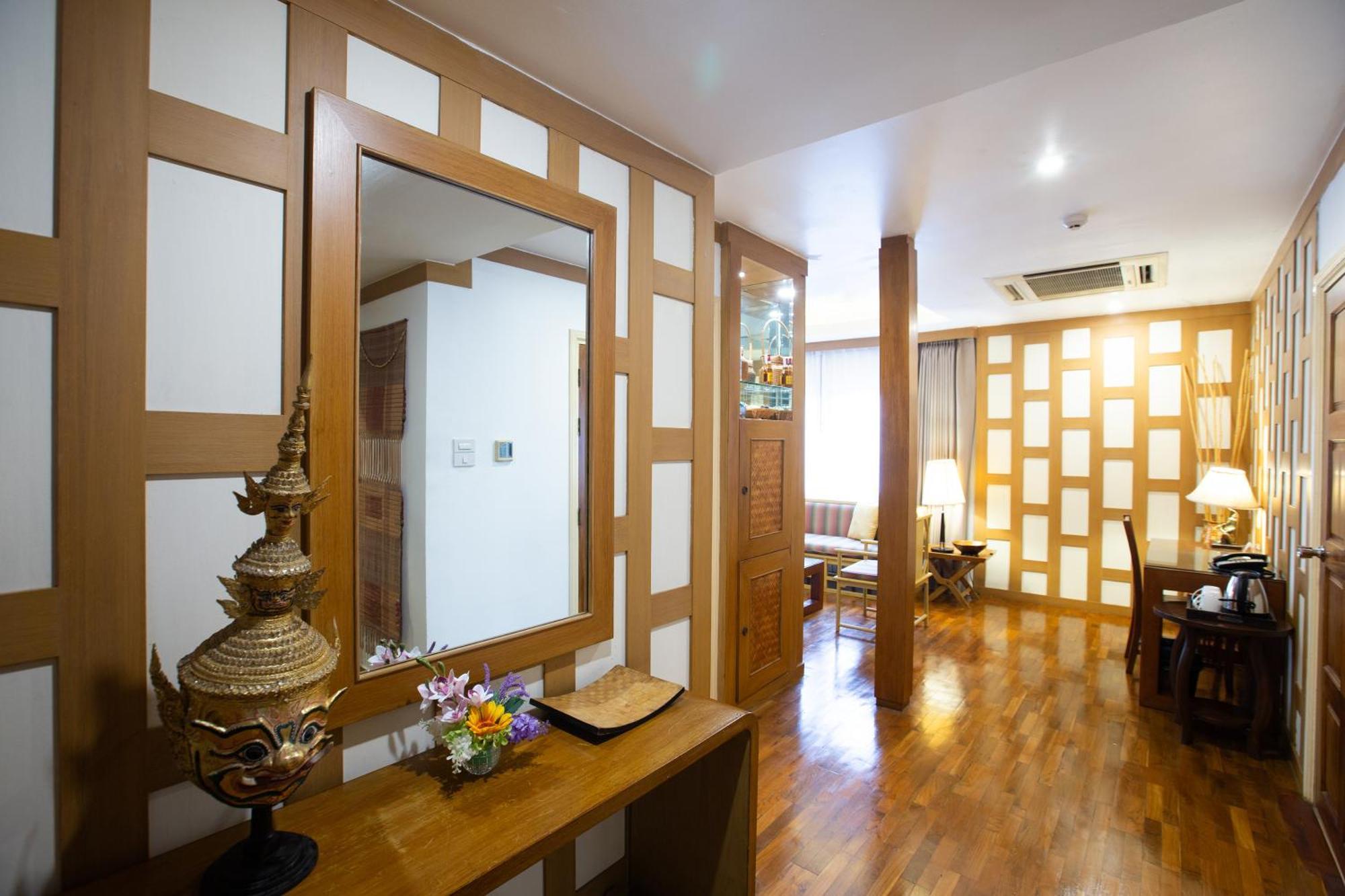 The Tarntawan Hotel Surawong Bangkok Dış mekan fotoğraf